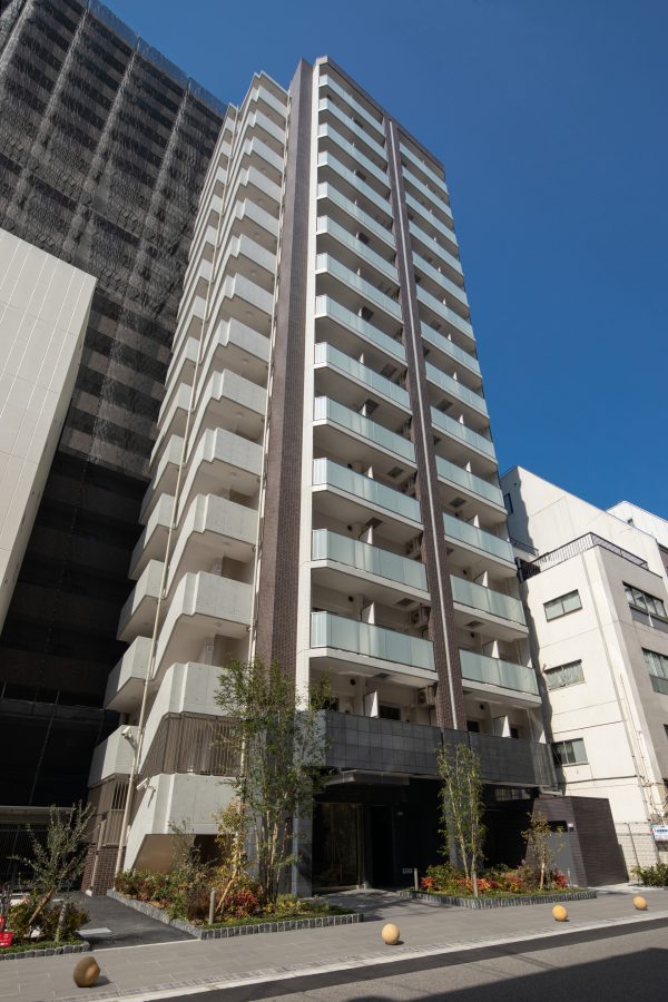 ライブカーサ本町