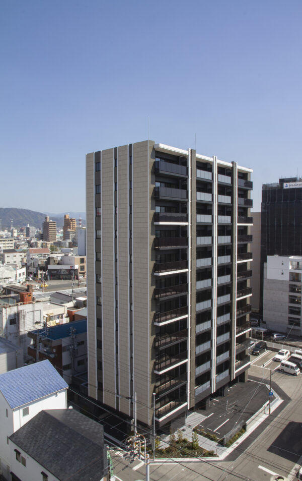 レーベンはりまや橋MIDCOURT