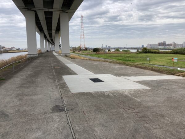 R3荒川左岸松島四丁目地区光ファイバ情報管路敷設工事