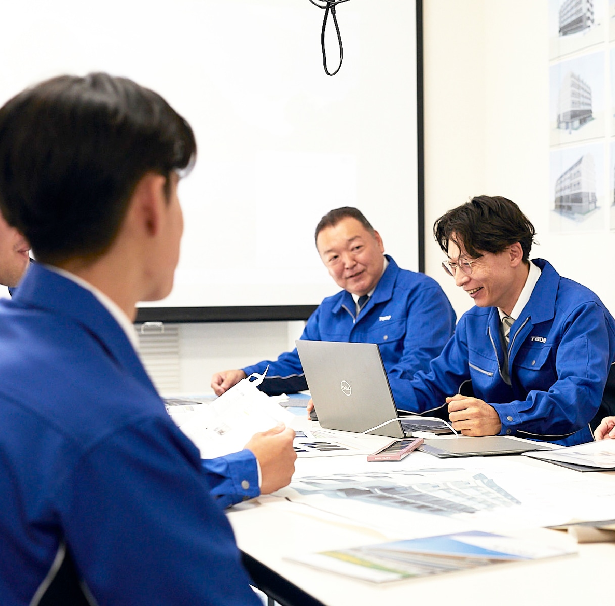 社内制度・福利厚生、働く人を、ただただ大事に